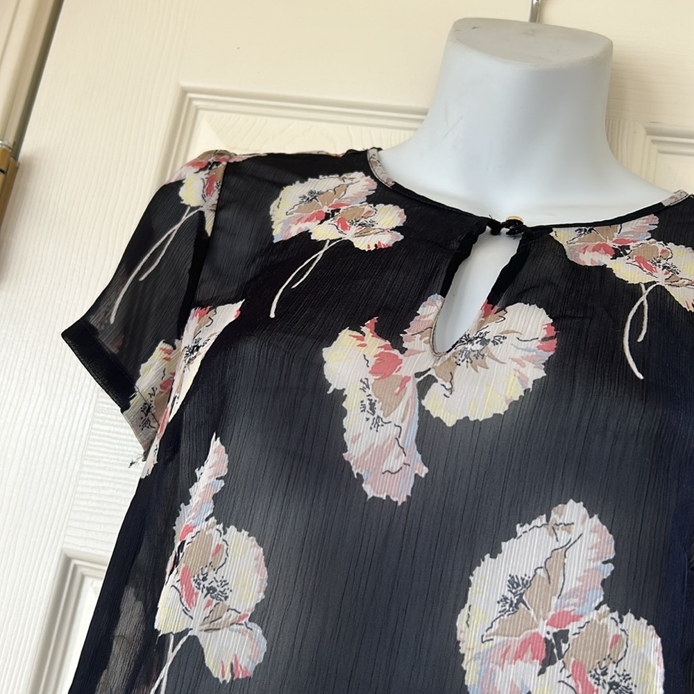 Ann Taylor Blouse - Picture 2 of 4